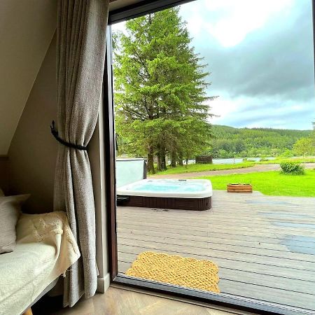 Bonnie Lodge-Lochside Location With Hot Tub Invergarry Εξωτερικό φωτογραφία