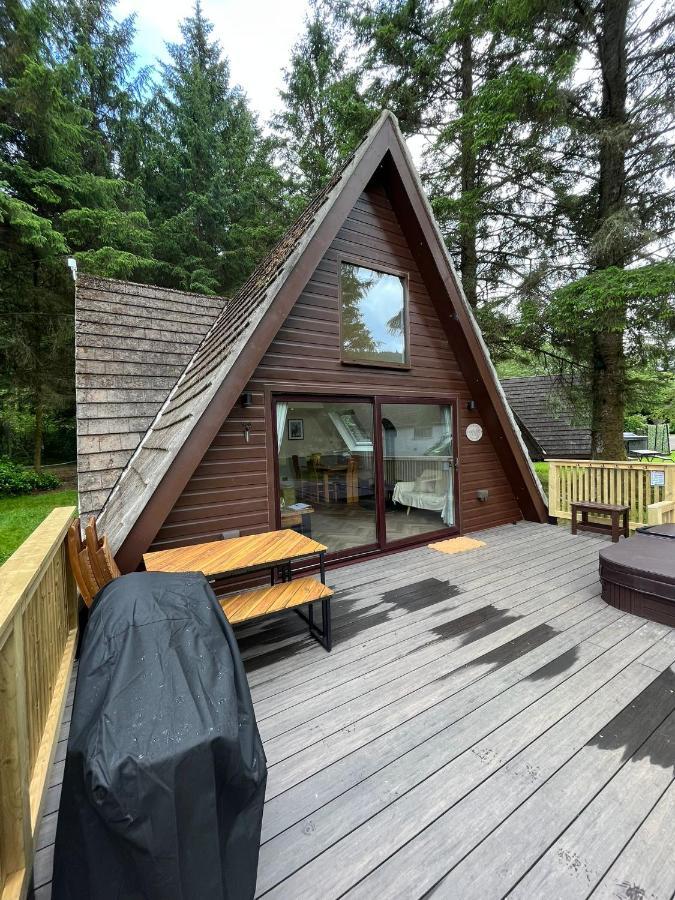 Bonnie Lodge-Lochside Location With Hot Tub Invergarry Εξωτερικό φωτογραφία