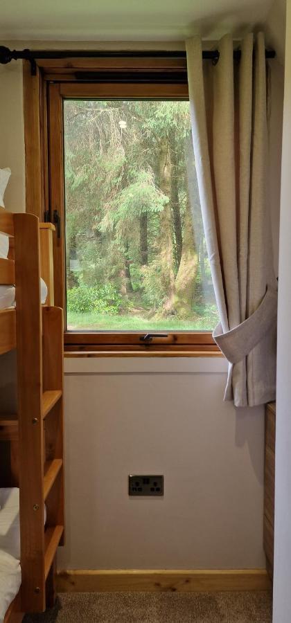 Bonnie Lodge-Lochside Location With Hot Tub Invergarry Εξωτερικό φωτογραφία