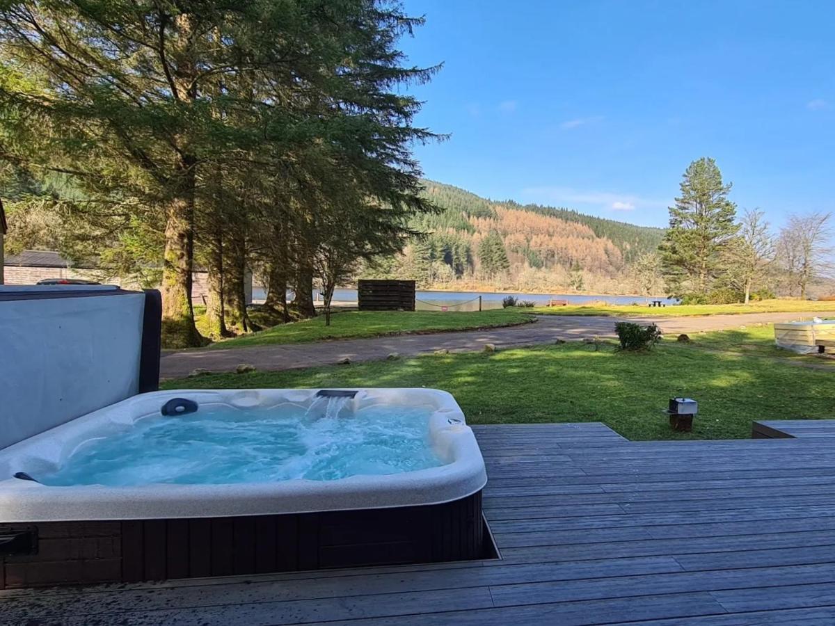 Bonnie Lodge-Lochside Location With Hot Tub Invergarry Εξωτερικό φωτογραφία